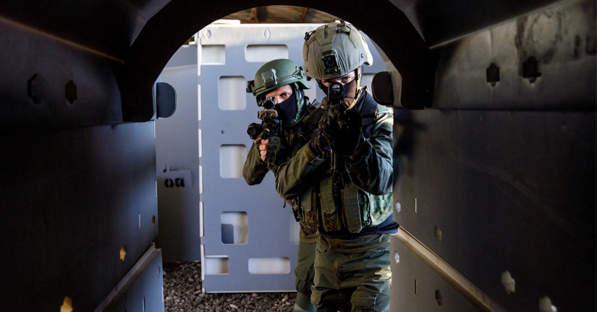 Training in challenging environment of underground tunnels: subterranean warfare - Trango's modular tunnel systems